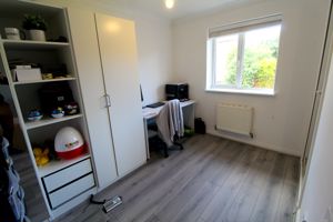 Bedroom- click for photo gallery